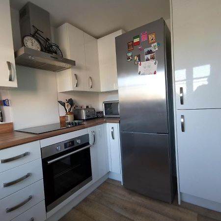 2 Bedroom House With Free Parking Lyme Regis Esterno foto