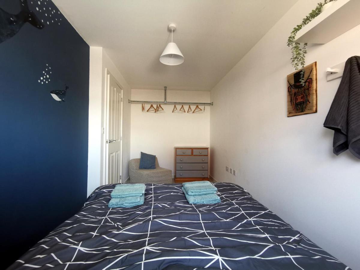 2 Bedroom House With Free Parking Lyme Regis Esterno foto